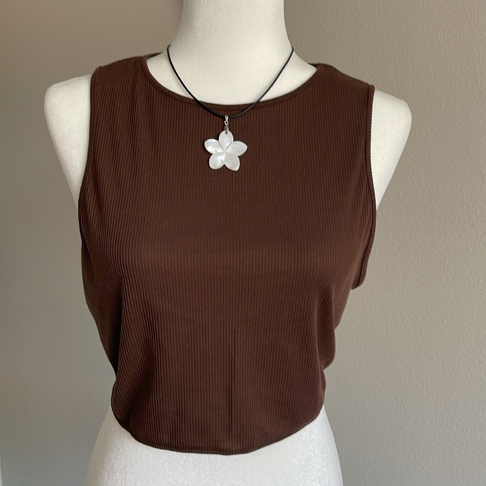 NWT Pretty Little Thing Brown Sleeveless Crop Top Size 18